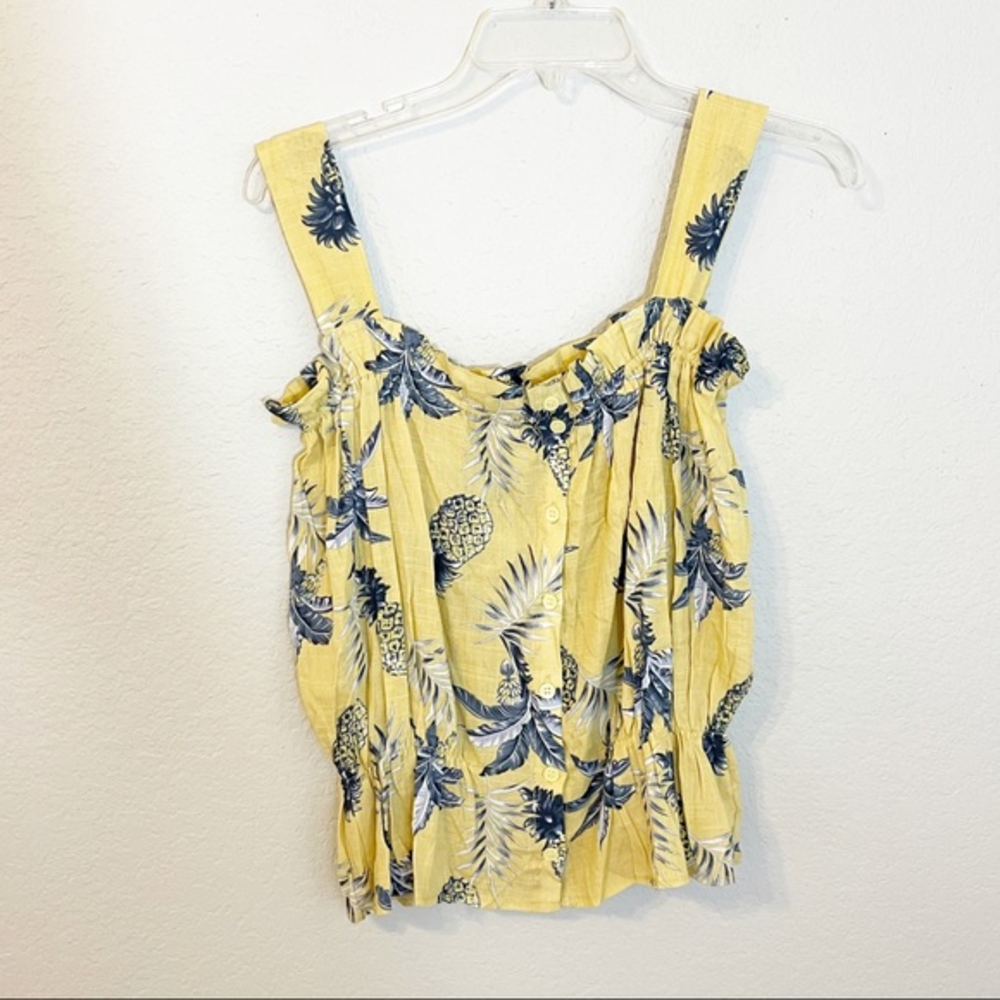 Pinkyotto Pineapple‎ Tank